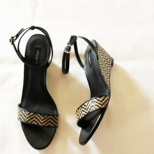 Sandals womens new size 9.5M wedge heel 2.5” high Ann Taylor ankle straps